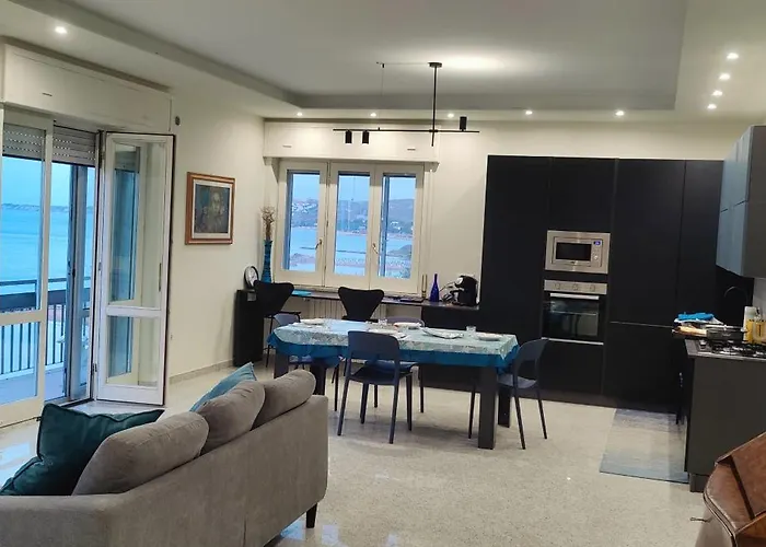 Appartement La Baia Di Marti E Fede